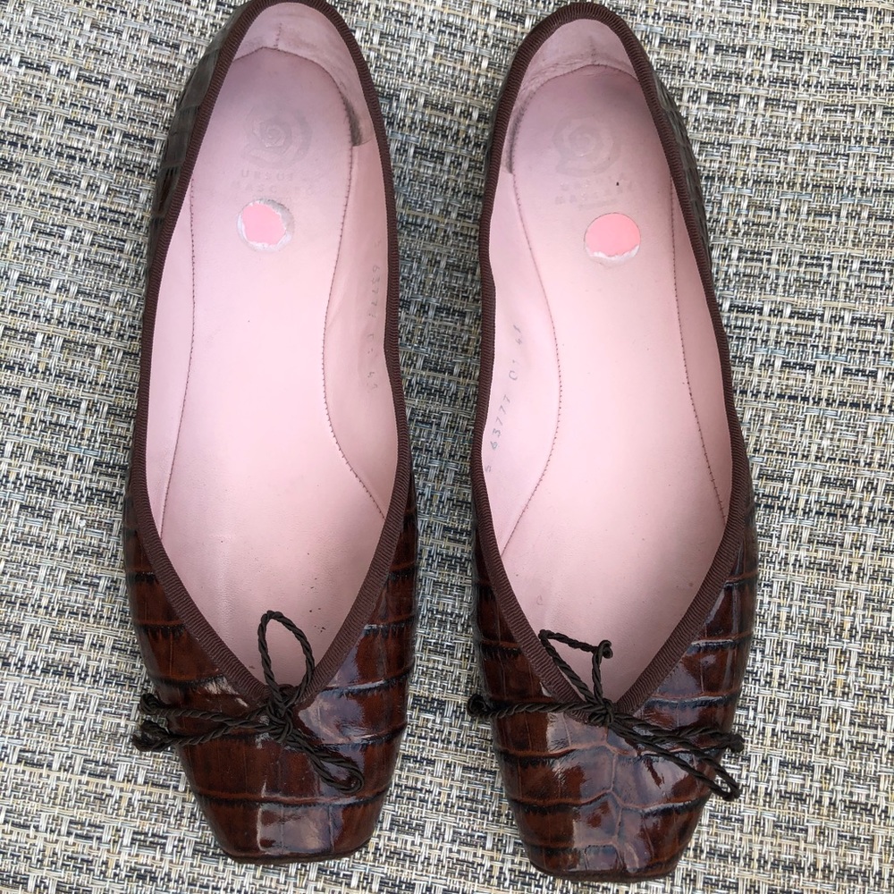 Ursula Mascaro Square Toe Brown Embossed Flat Sz 8